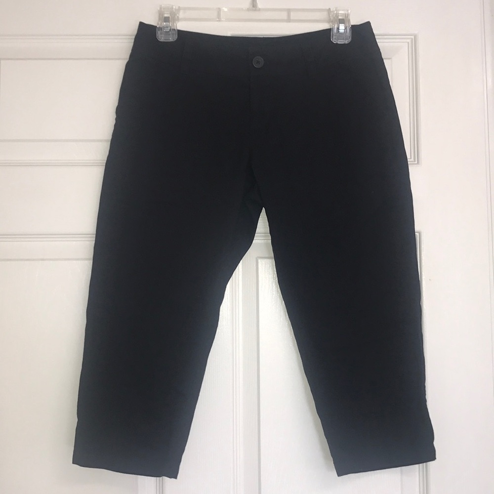 Columbia navy capris size 2